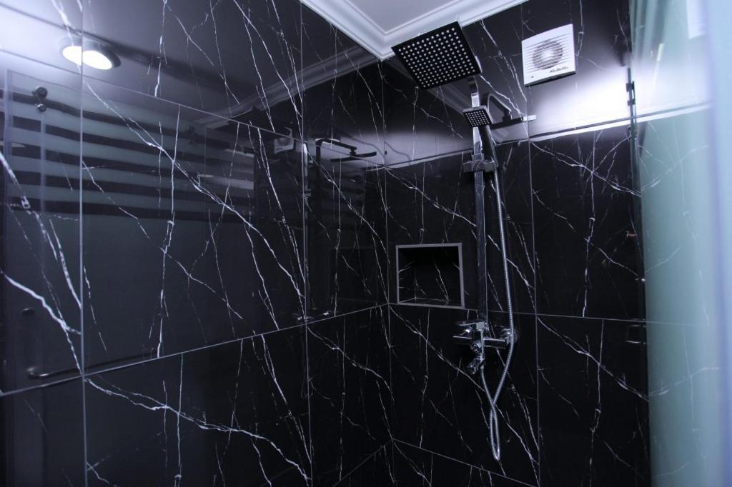 Overlooking Registan Square Luxury 2 Bedrooms Apartment Samarkand Ngoại thất bức ảnh