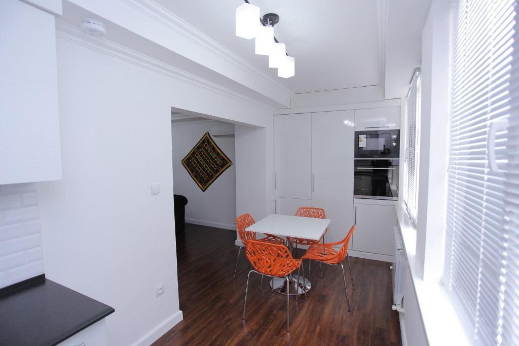 Overlooking Registan Square Luxury 2 Bedrooms Apartment Samarkand Ngoại thất bức ảnh