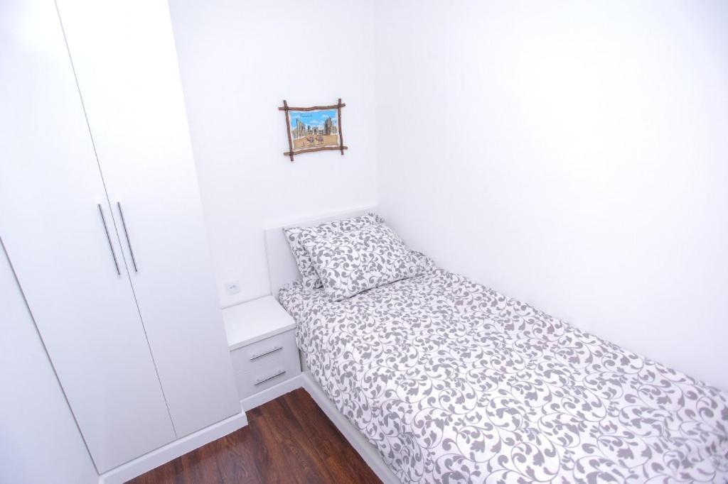 Overlooking Registan Square Luxury 2 Bedrooms Apartment Samarkand Ngoại thất bức ảnh